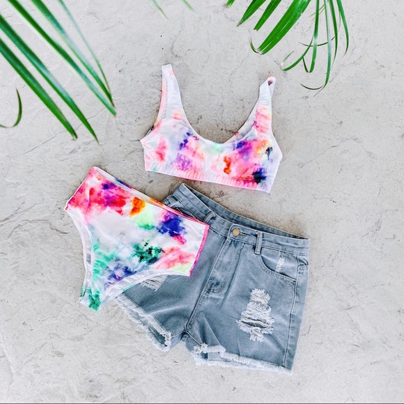 BESTSELLER😍 Rainbow tie dye high waisted bikini - Picture 4 of 4
